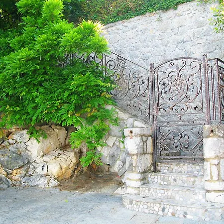 Villa Raisa *