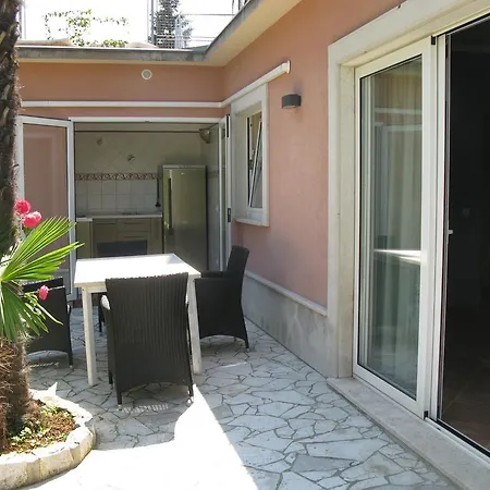 Villa Raisa *