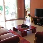 Villa Raisa